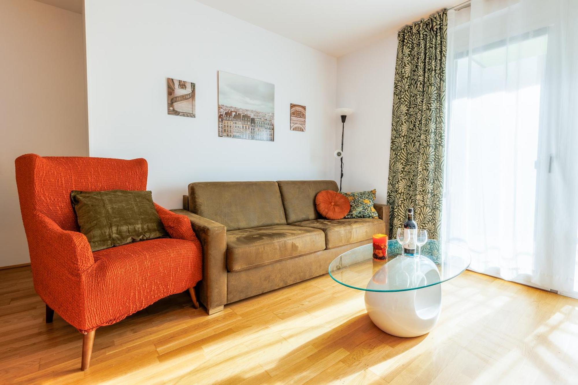 Home In Vienna By Oberlaa Therme - 15 Min To The City Center Стая снимка